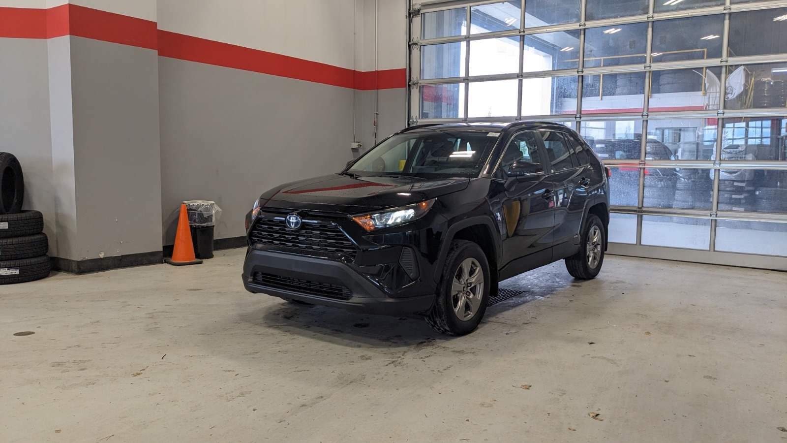 2023 Toyota RAV4 Hybrid LE