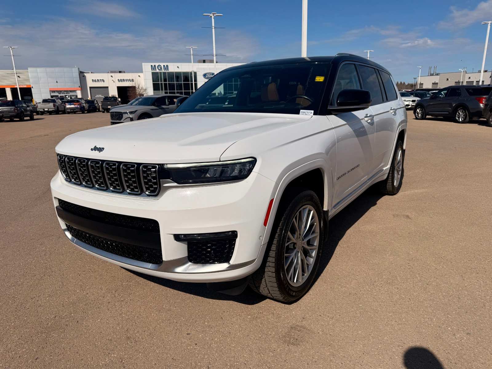 2023 Jeep Grand Cherokee Summit