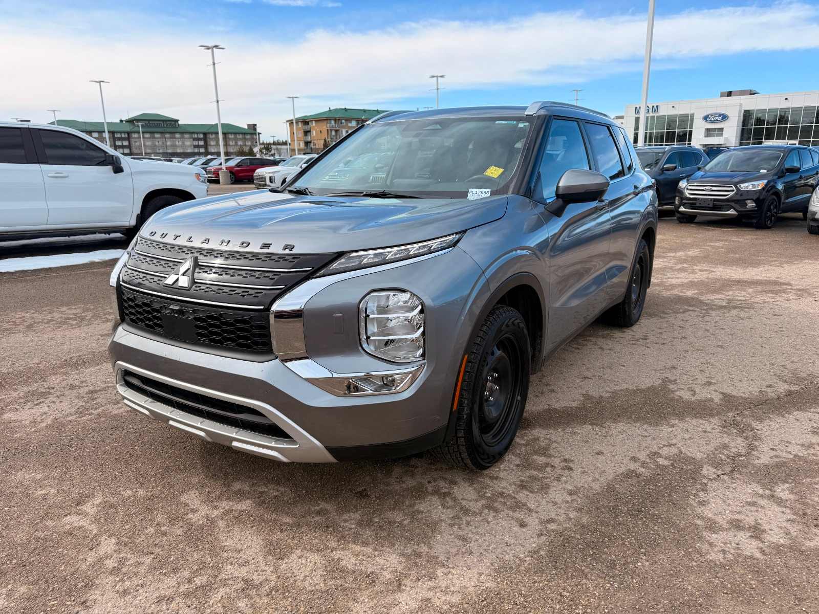 2024 Mitsubishi Outlander SEL