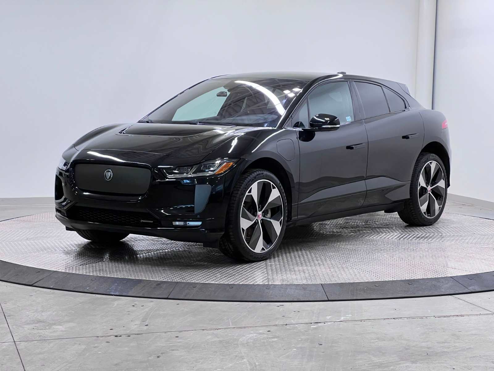 2024 Jaguar I-PACE R-Dynamic HSE