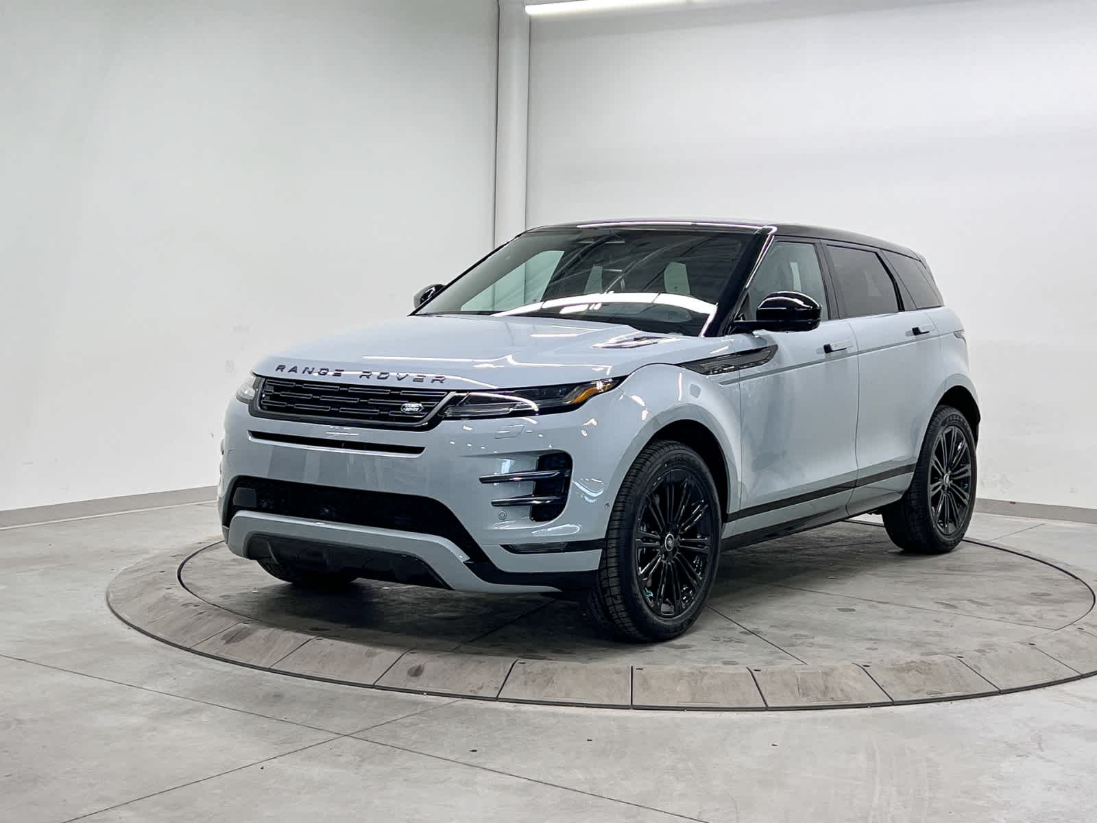 2026 Land Rover Range Rover Evoque Dynamic SE