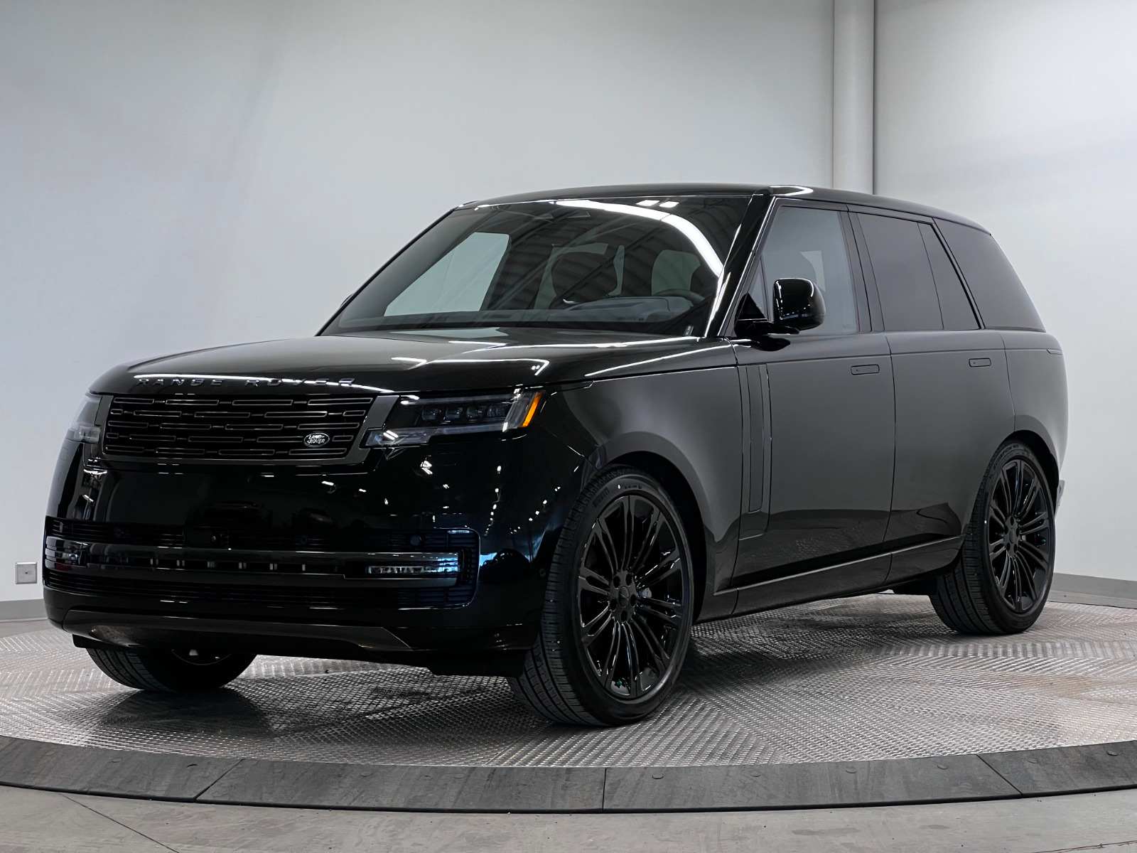 2026 Land Rover Range Rover SE