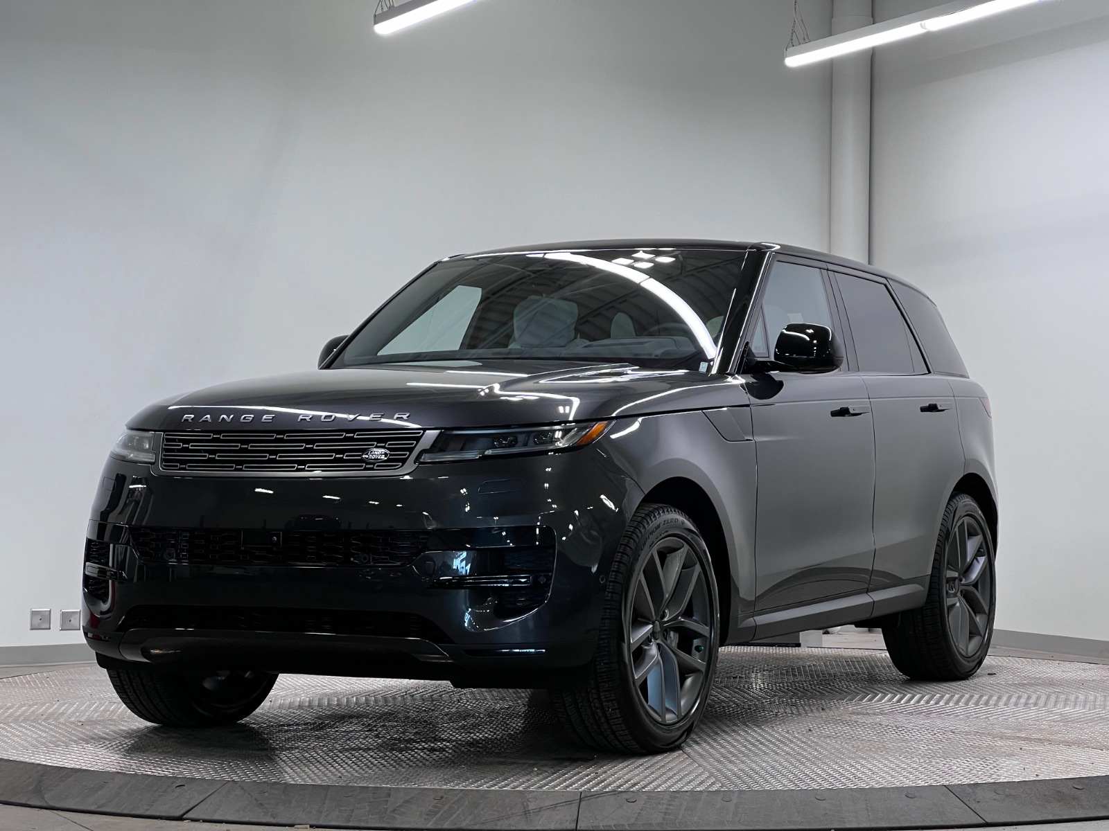 2026 Land Rover Range Rover Sport S
