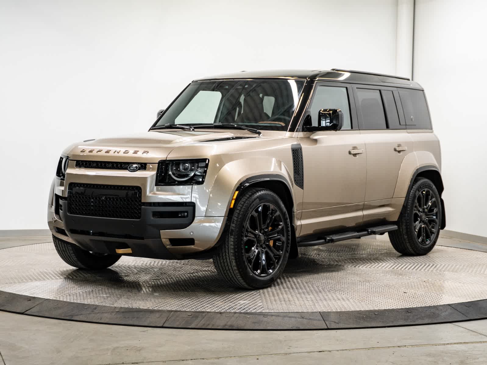 2026 Land Rover Defender OCTA