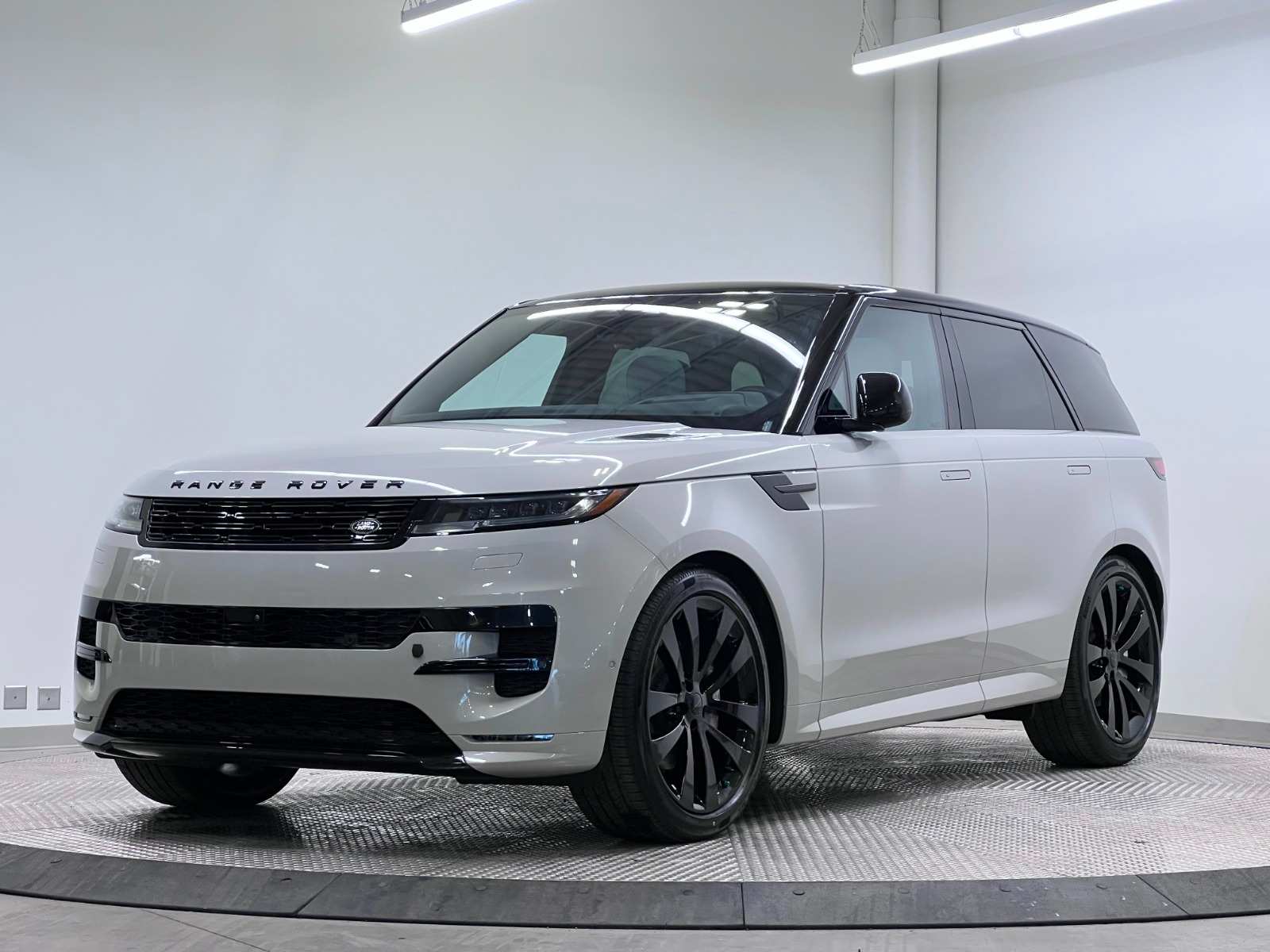 2026 Land Rover Range Rover Sport Dynamic HSE