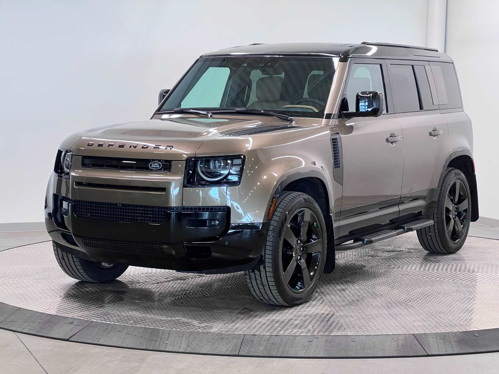 2026 Land Rover Defender X-Dynamic SE