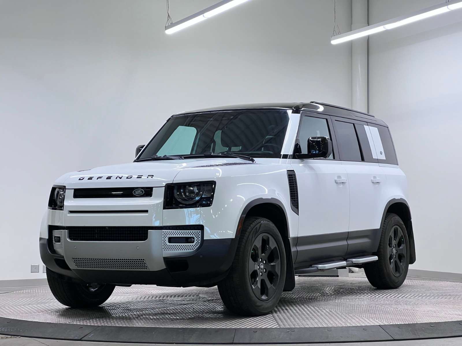 2024 Land Rover Defender S