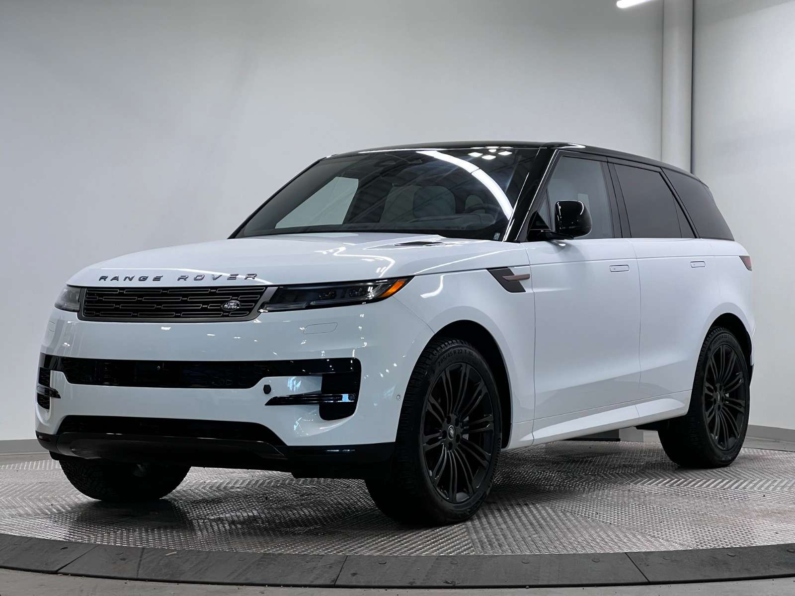 2026 Land Rover Range Rover Sport S