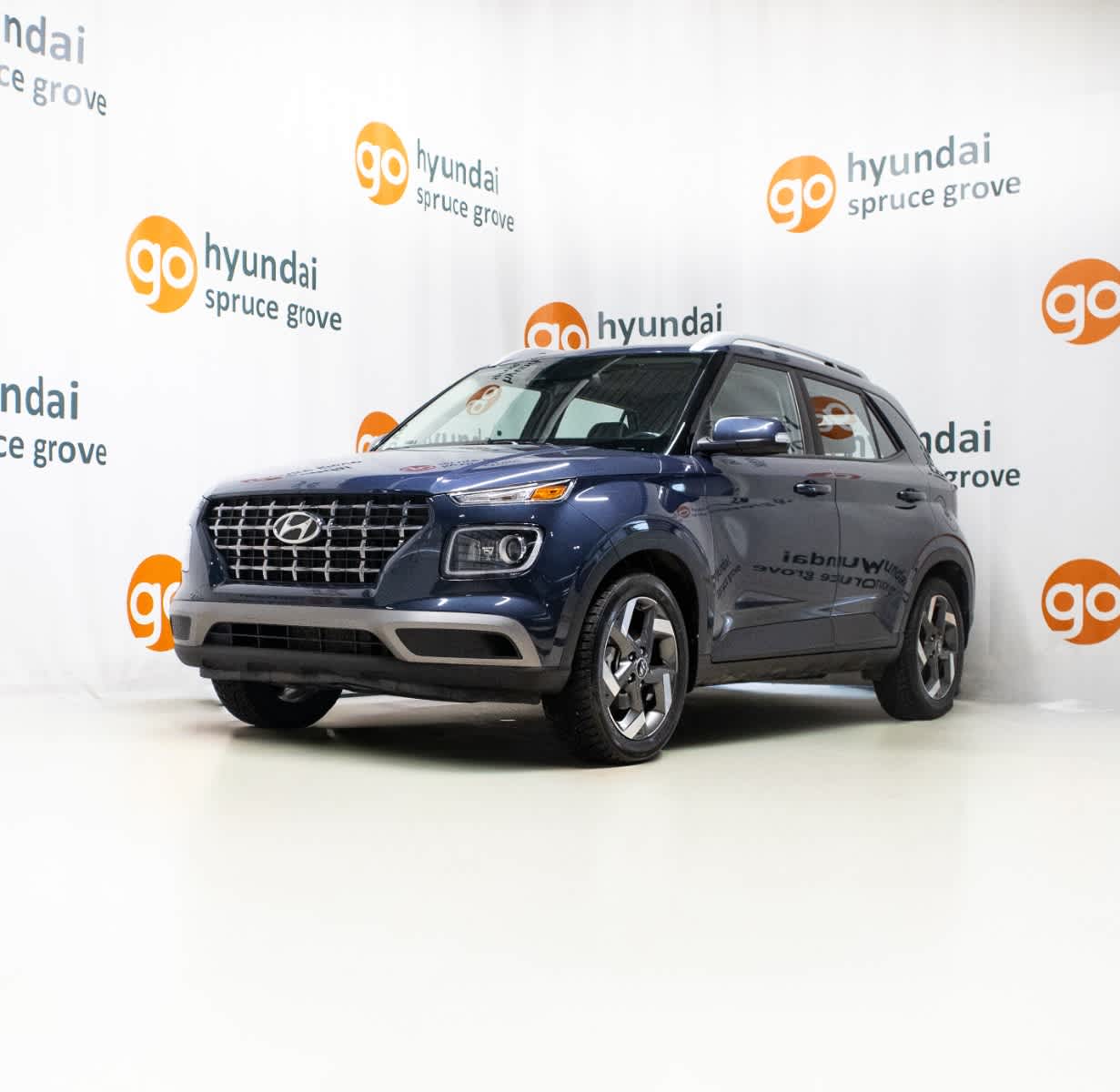2020 Hyundai Venue Ultimate w/Black Interior