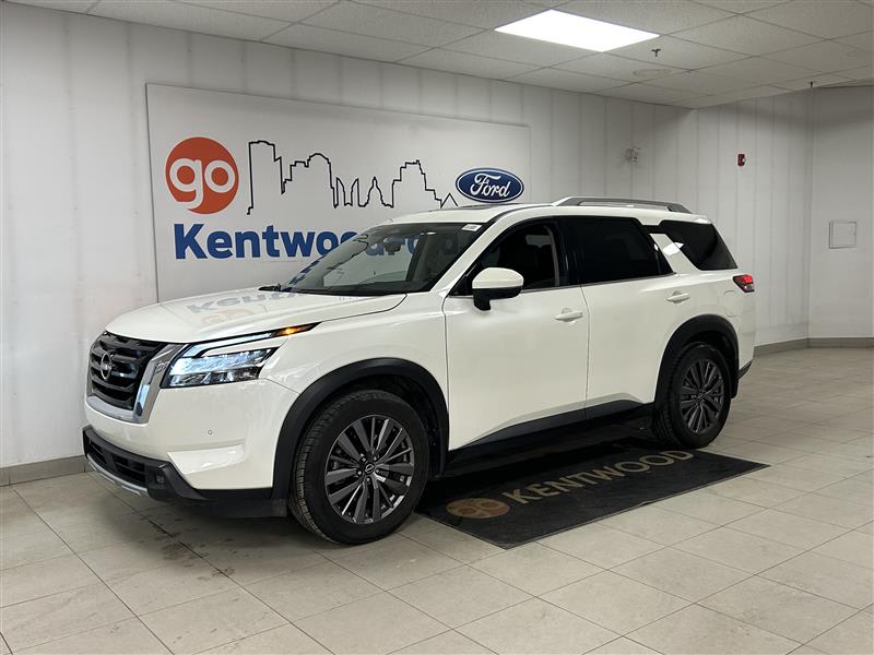 2023 Nissan Pathfinder SL