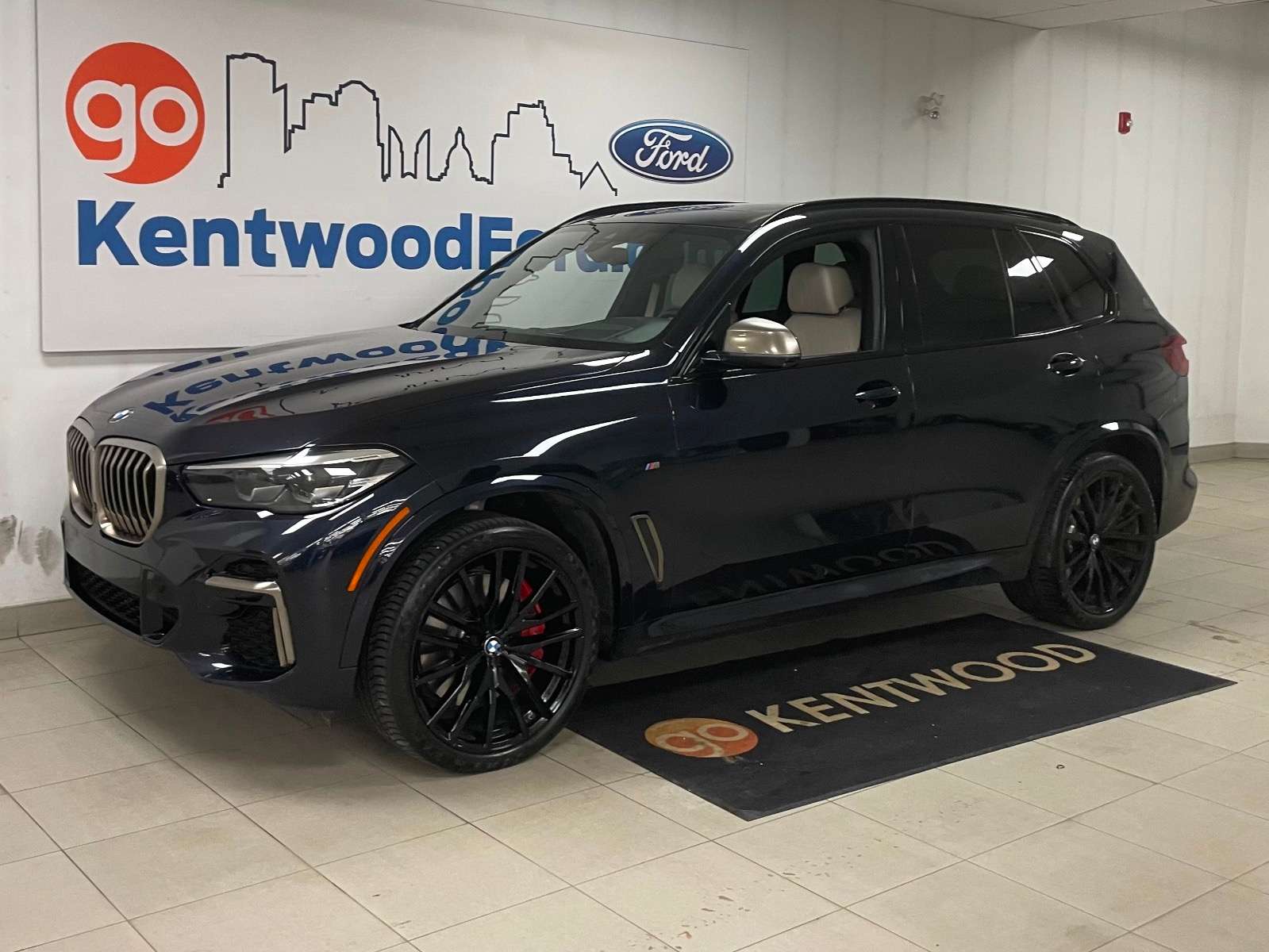 2022 BMW X5 M50i