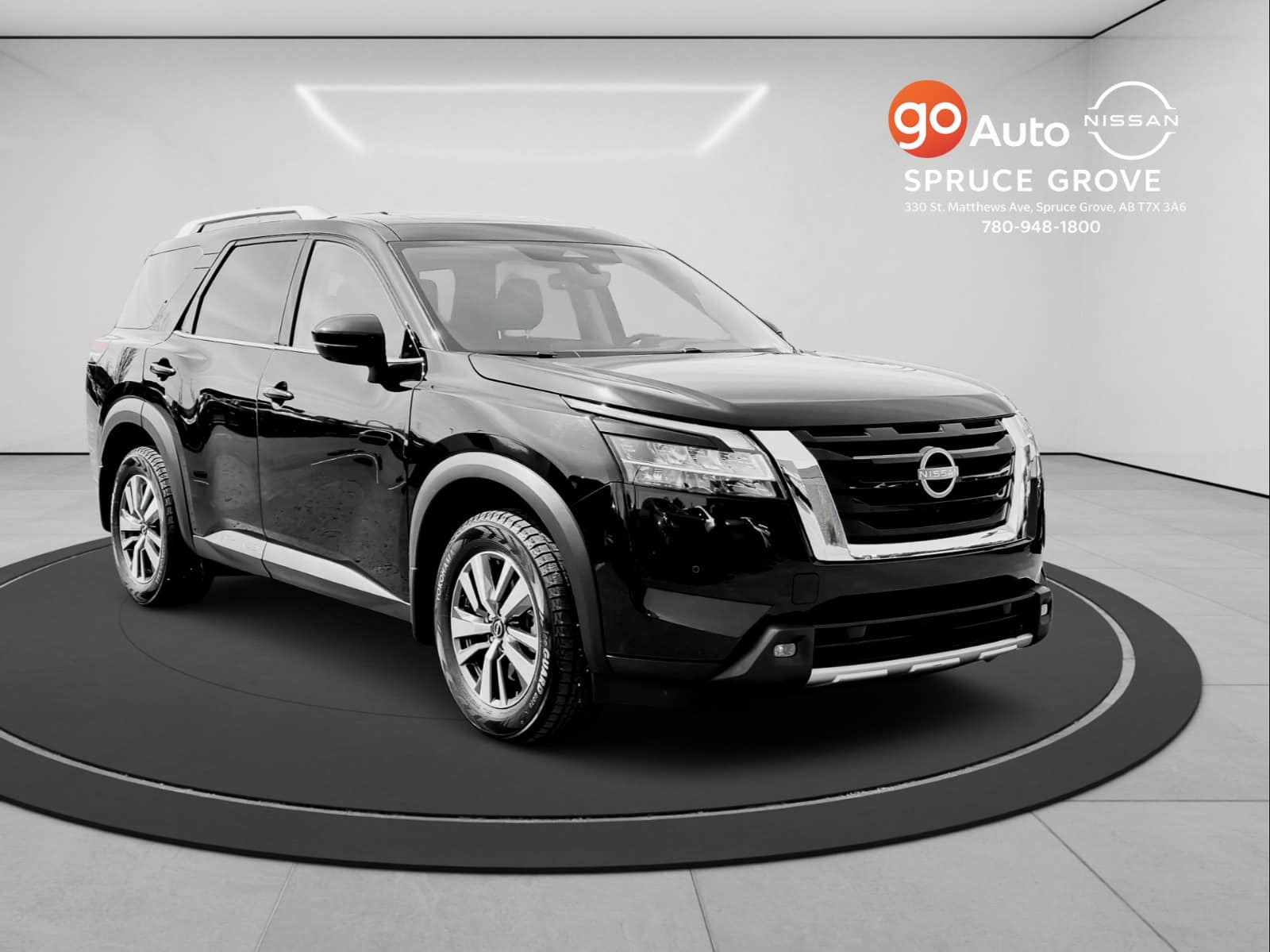 2023 Nissan Pathfinder SL