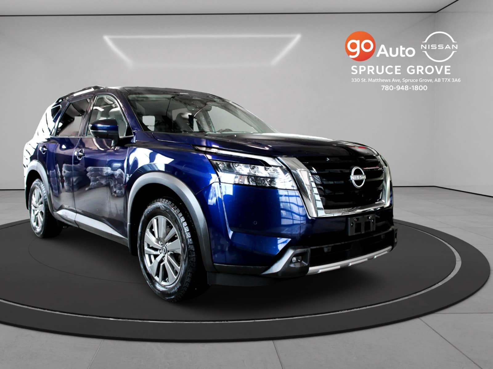 2024 Nissan Pathfinder SV