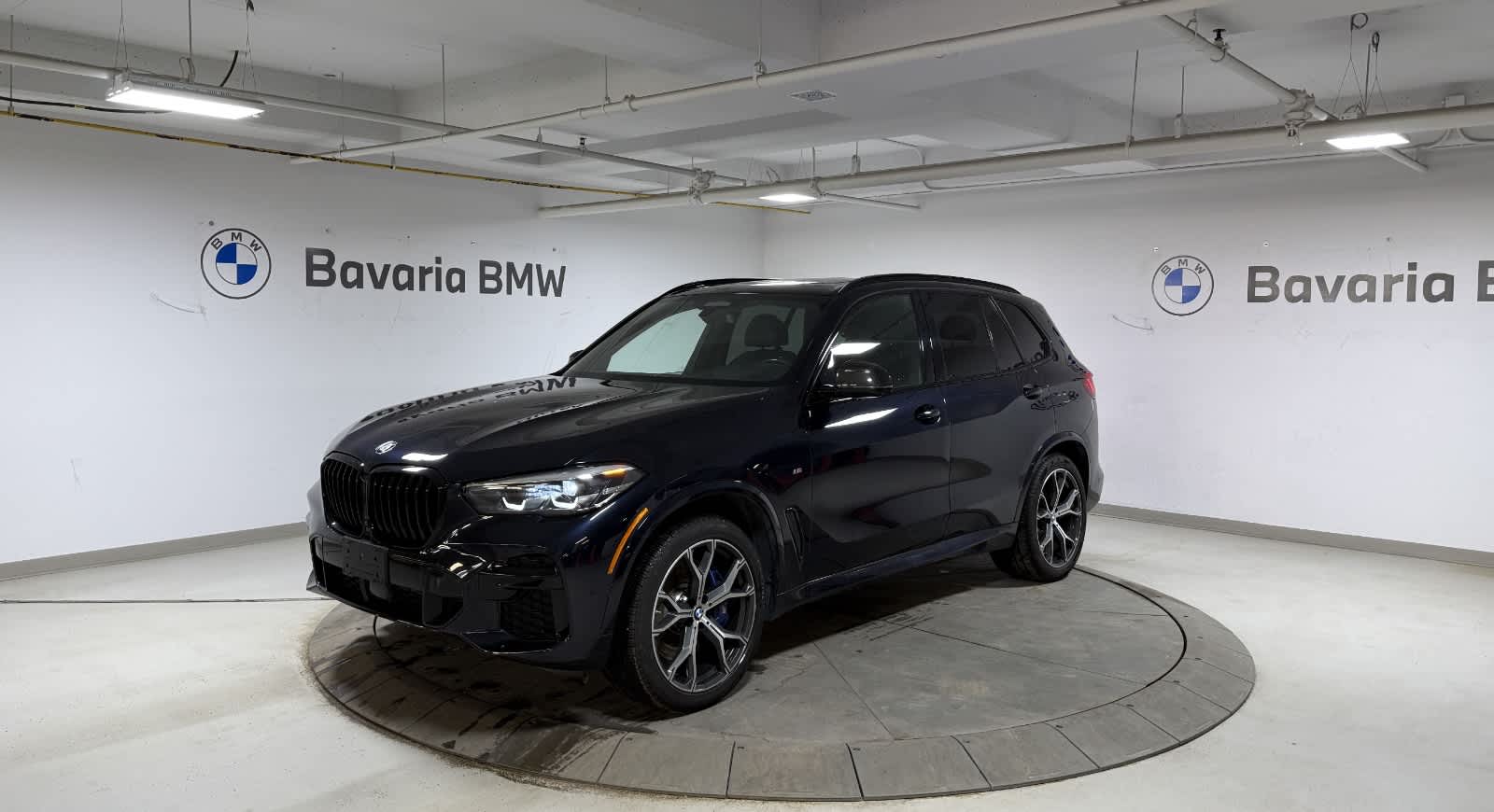 2022 BMW X5 M50i