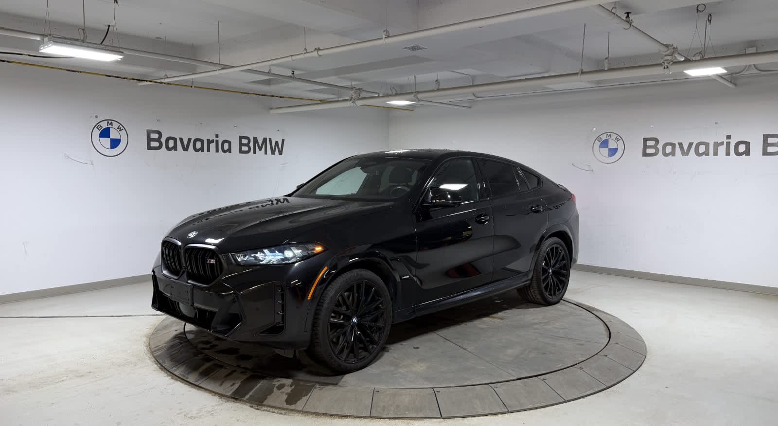 2024 BMW X6 M60i xDrive