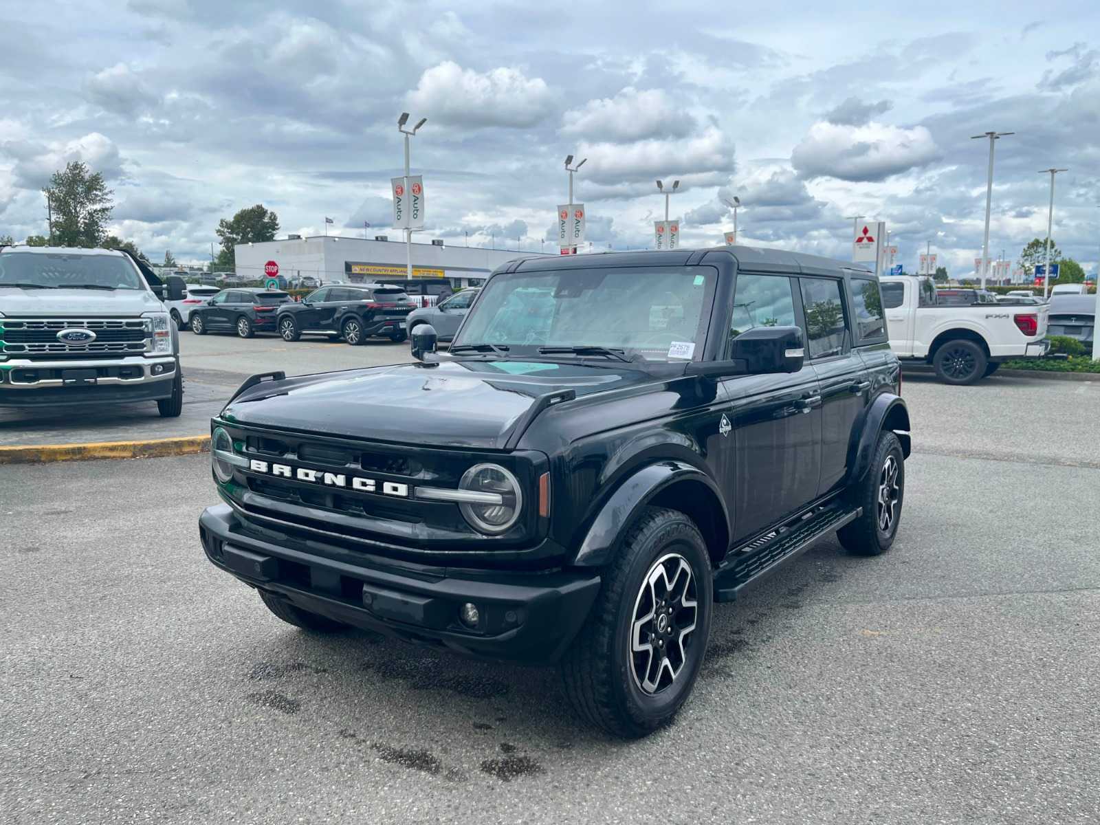2022 Ford Bronco Outer Banks