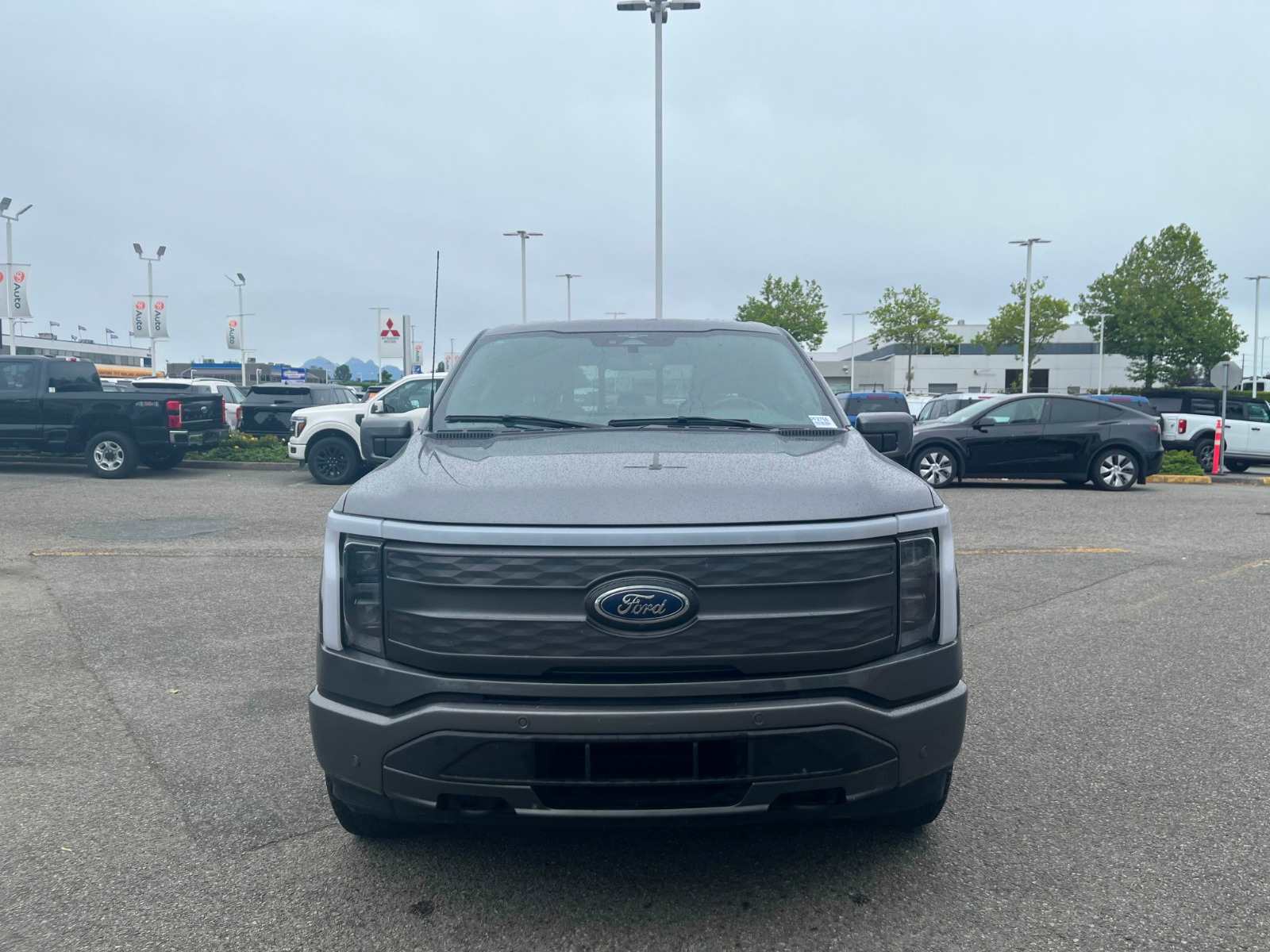 2023 Ford F-150 Lightning LARIAT