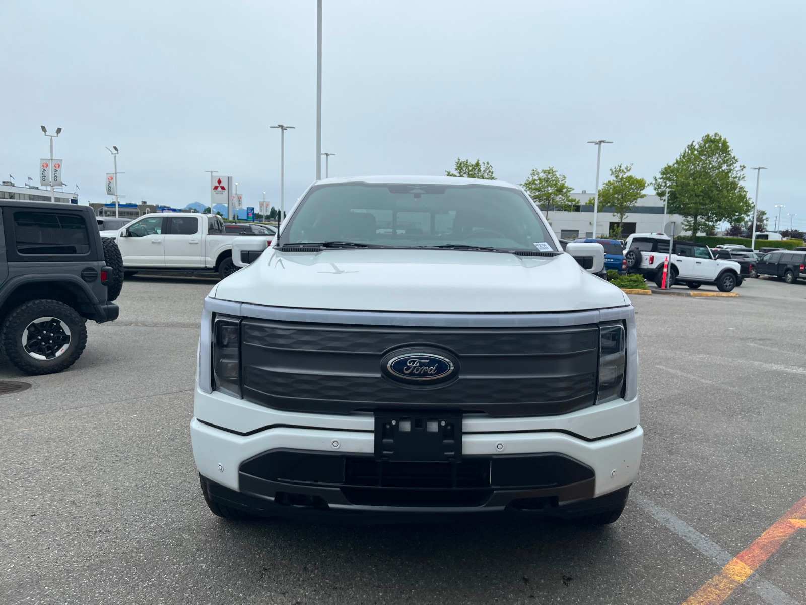 2023 Ford F-150 Lightning LARIAT
