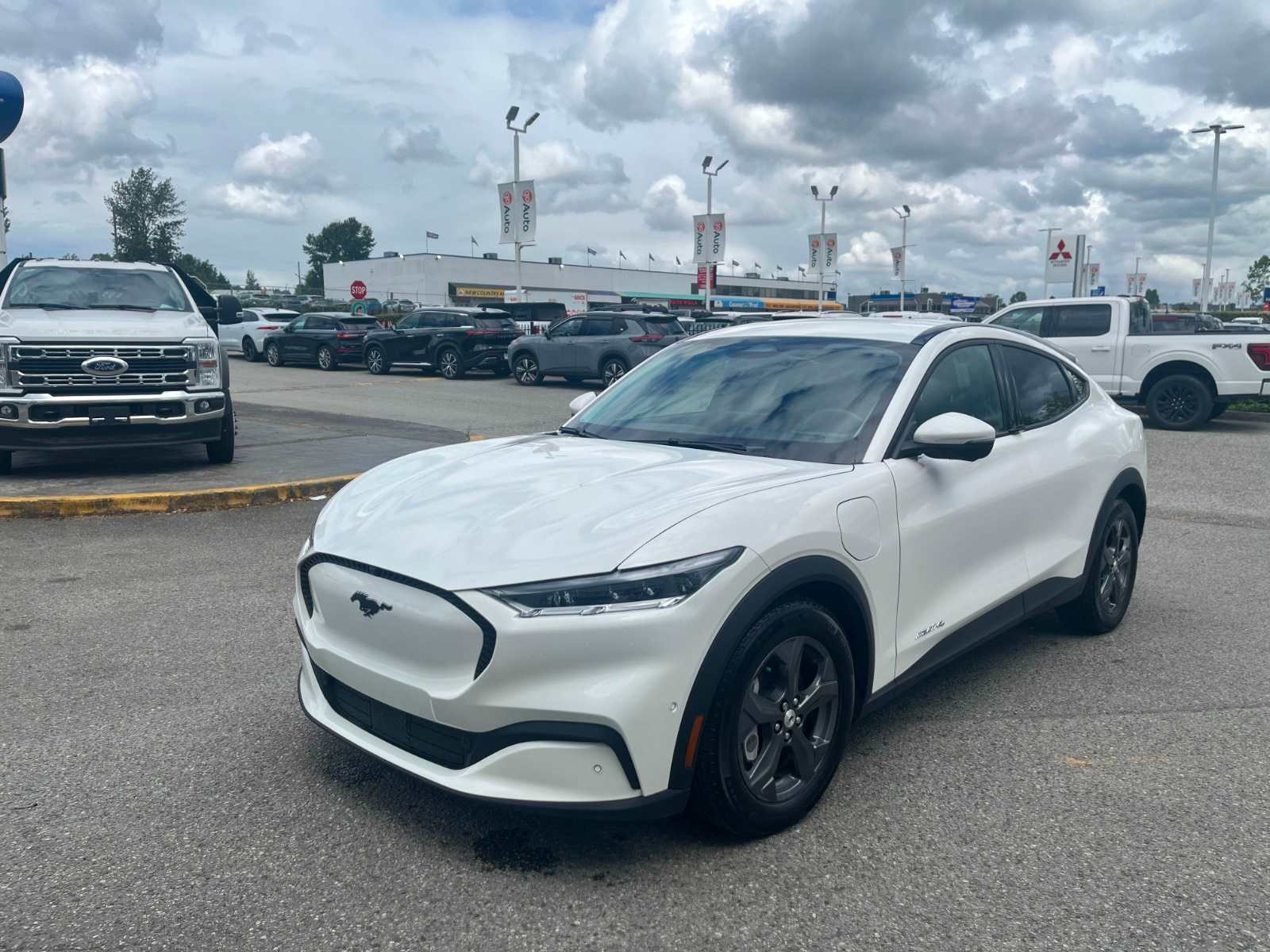 2022 Ford Mustang Mach-E Select