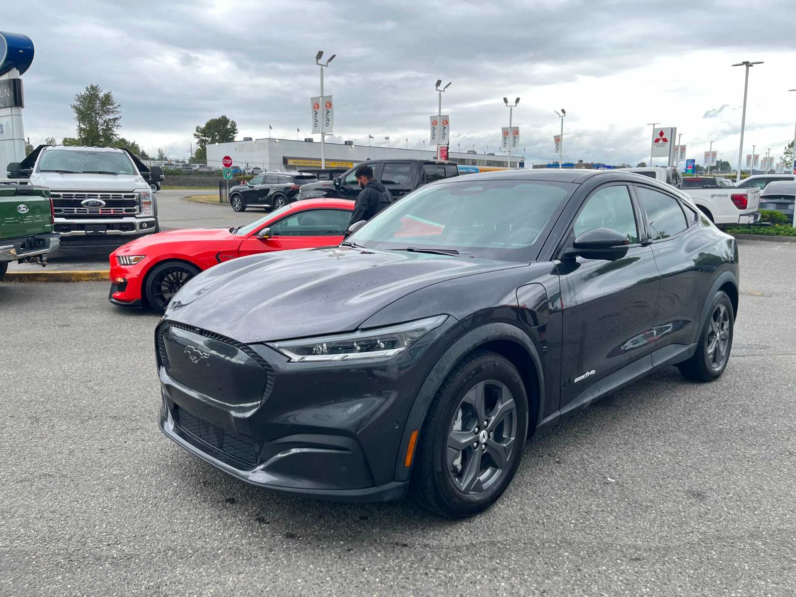 2022 Ford Mustang Mach-E Select