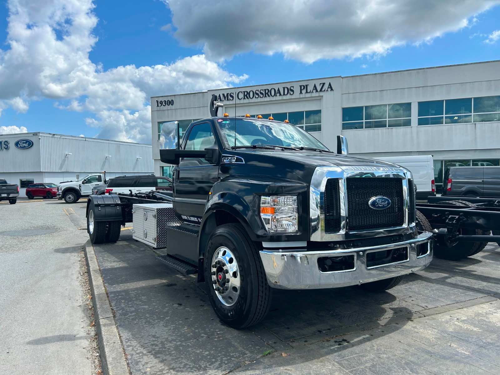 2025 Ford F-750