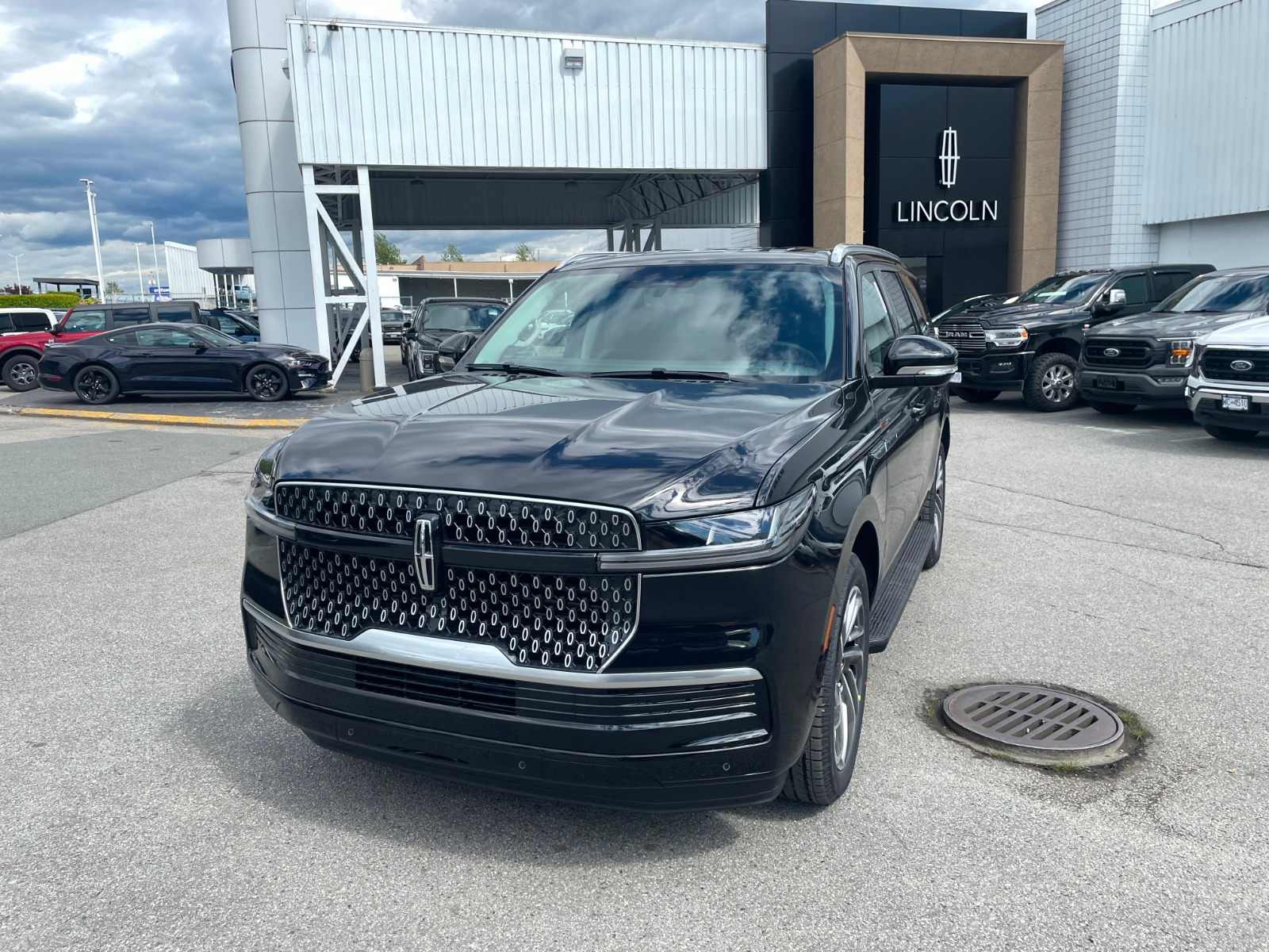 2026 Lincoln Navigator Premiere