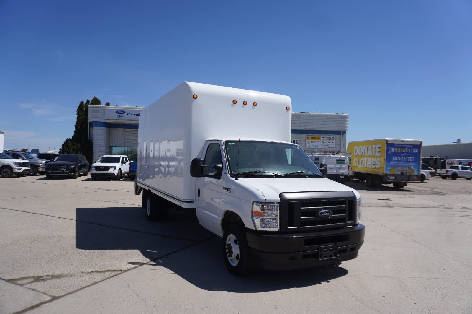 2023 Ford E-Series E-450 DRW 176" WB