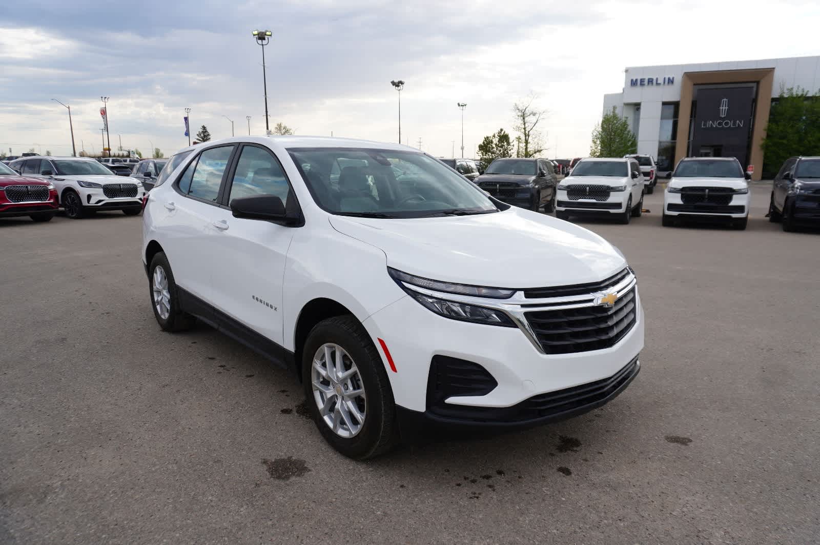 2022 Chevrolet Equinox LS