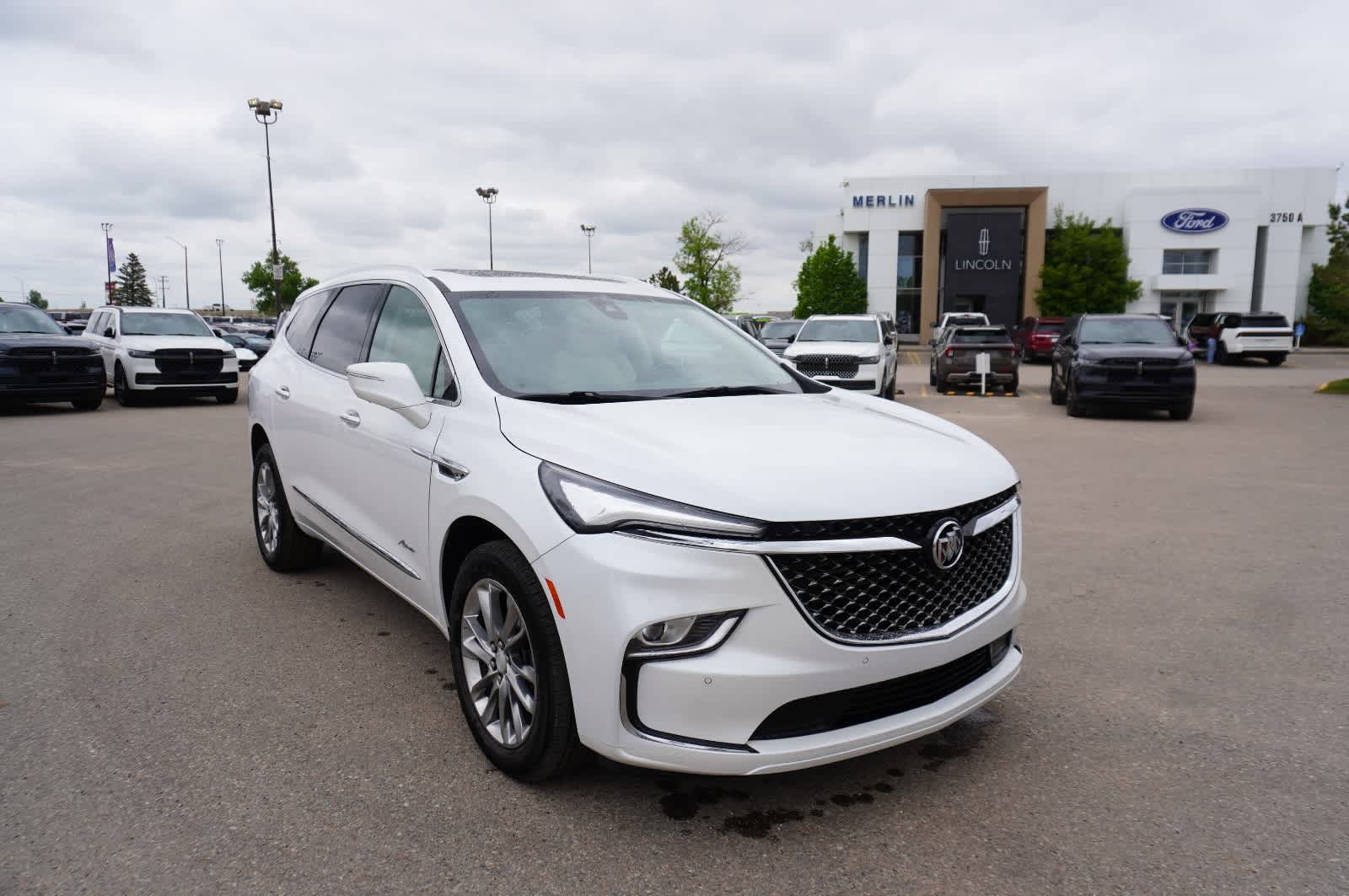 2022 Buick Enclave Avenir