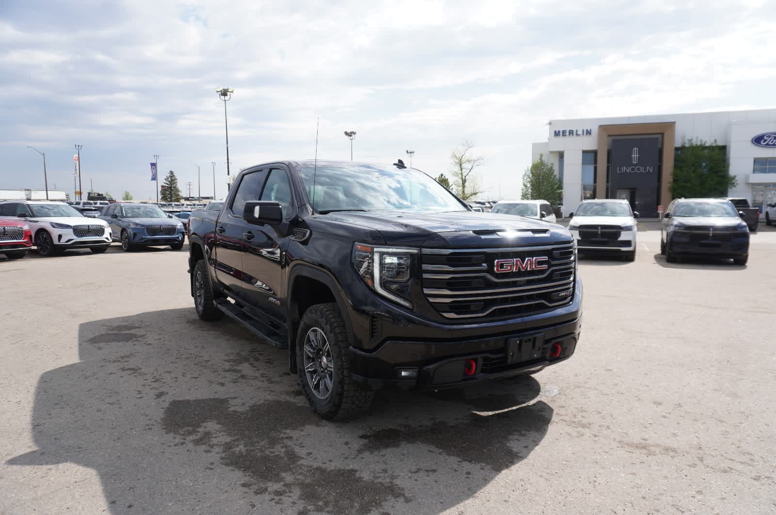 2025 GMC Sierra 1500 AT4