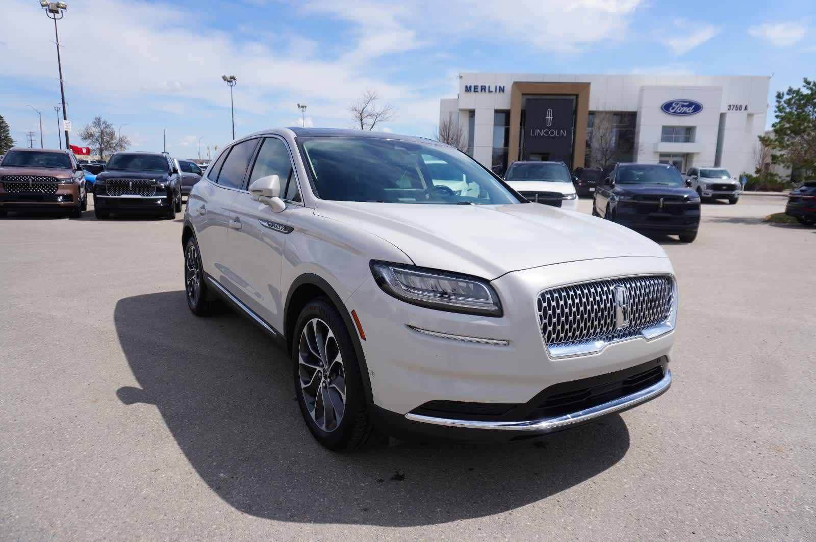 2022 Lincoln Nautilus Reserve
