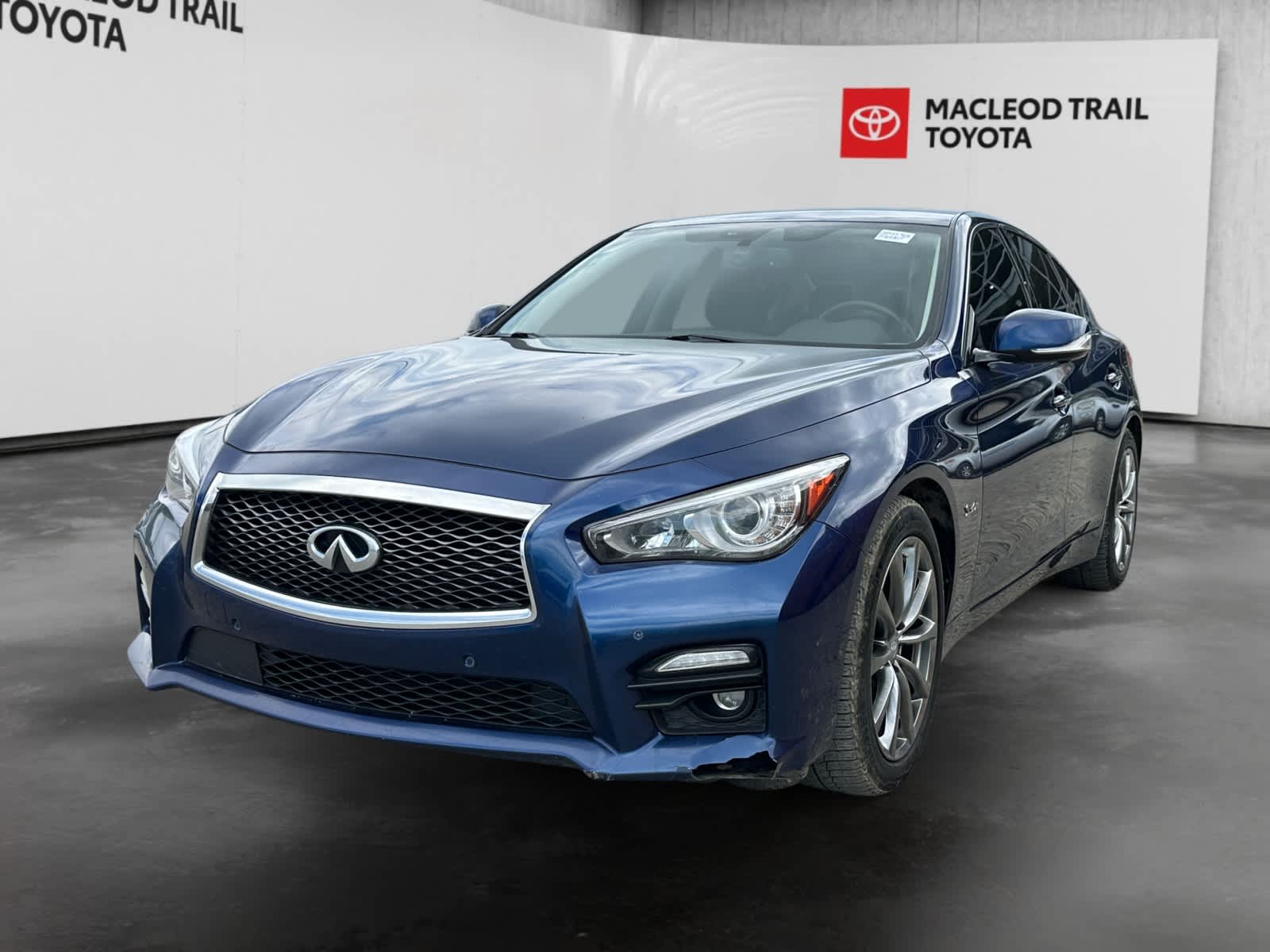 2017 Infiniti Q50 3.0t Red Sport 400