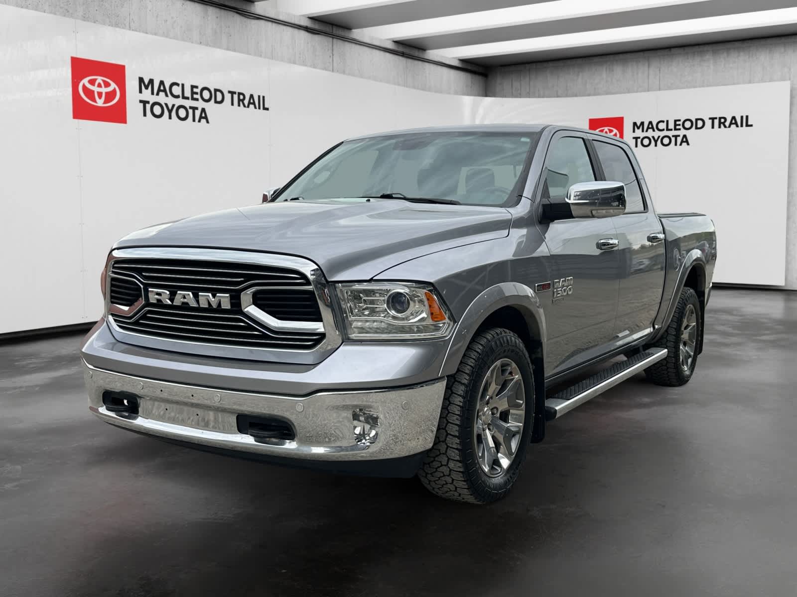 2019 RAM 1500 Classic Laramie