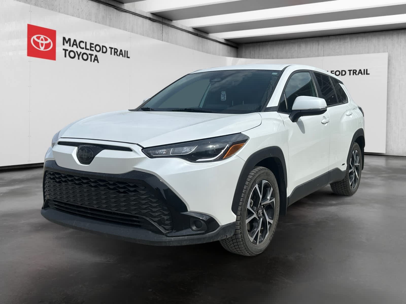 2023 Toyota Corolla Cross Hybrid SE