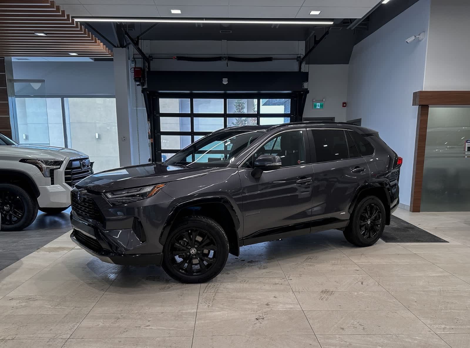 2022 Toyota RAV4 Hybrid SE