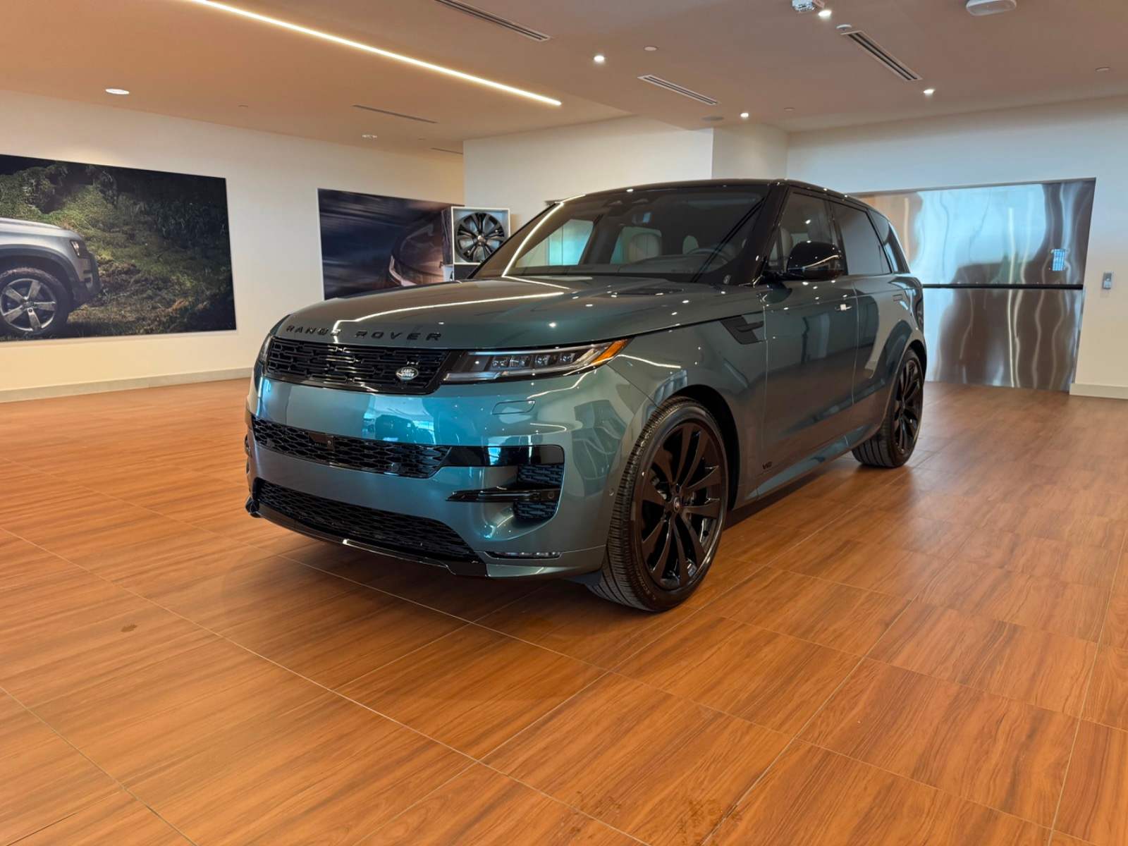 2026 Land Rover Range Rover Sport Dynamic SE