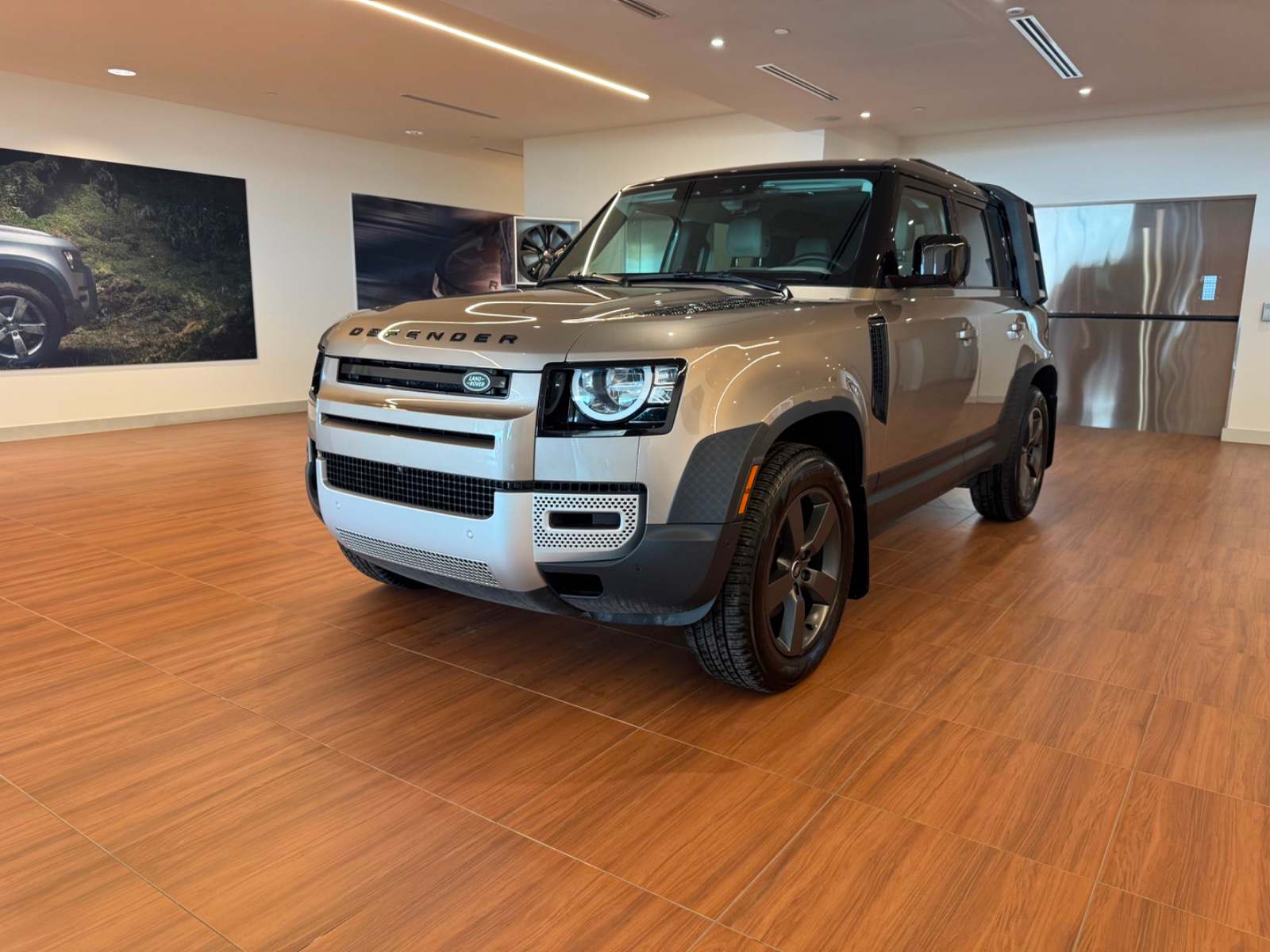 2023 Land Rover Defender S