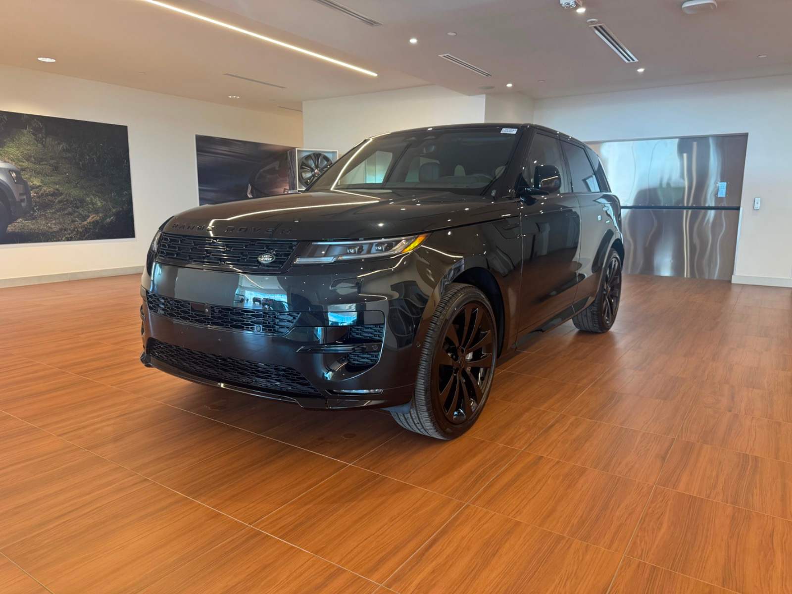 2026 Land Rover Range Rover Sport Dynamic SE