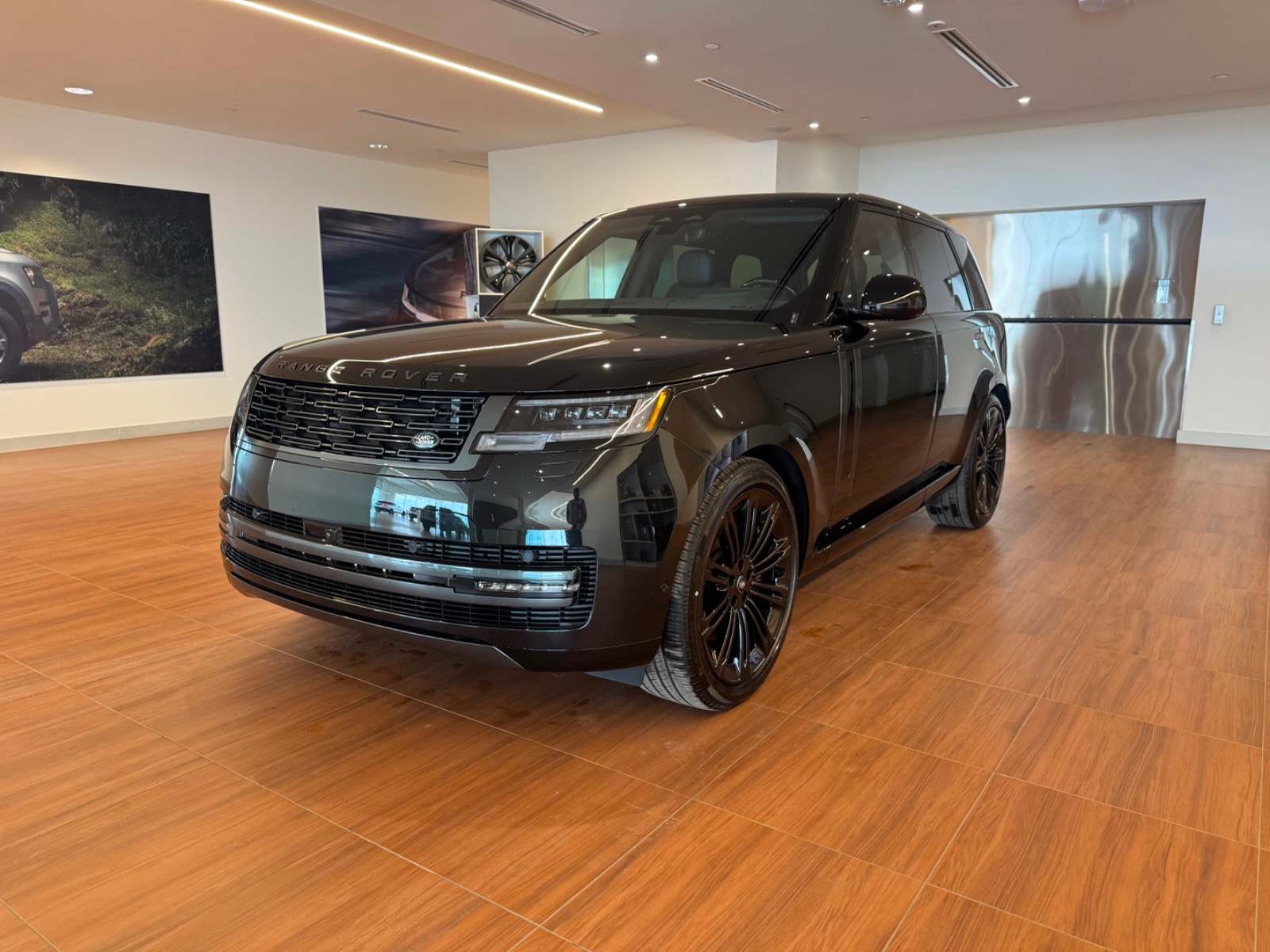 2026 Land Rover Range Rover SE