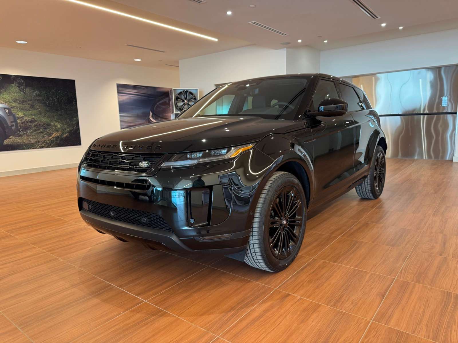 2026 Land Rover Range Rover Evoque S