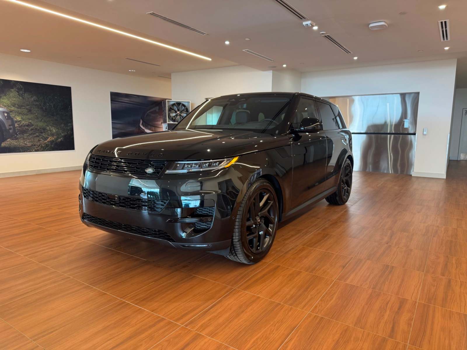 2026 Land Rover Range Rover Sport S