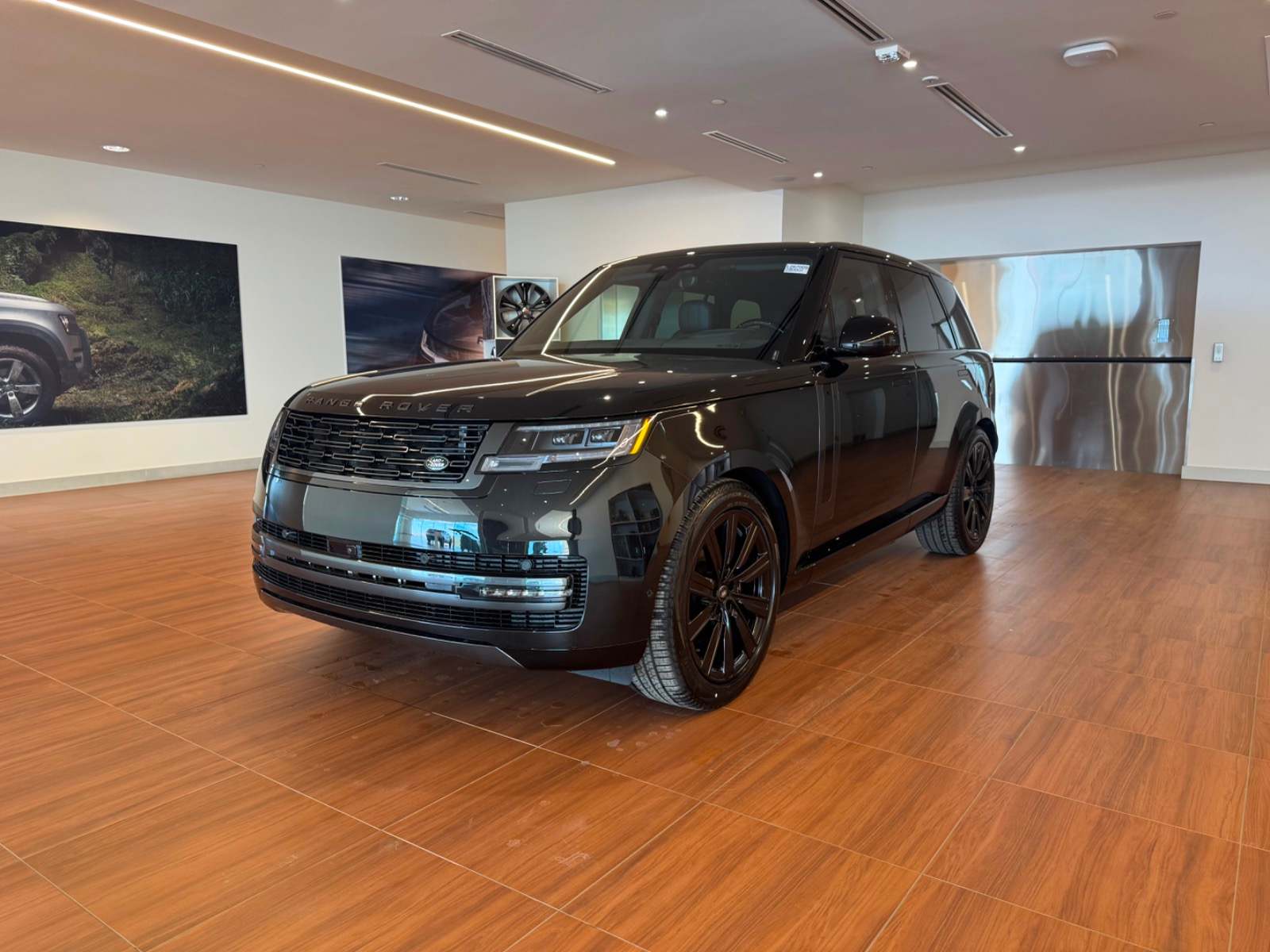 2026 Land Rover Range Rover SE