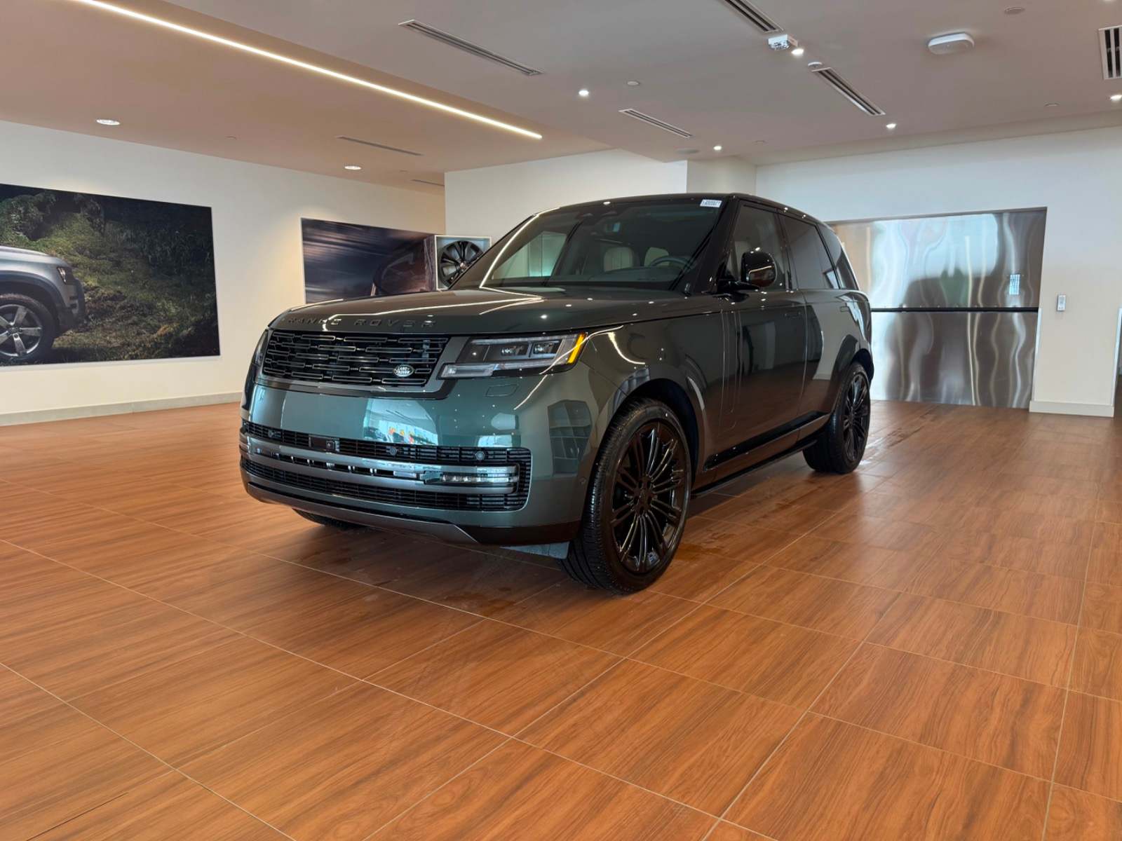 2026 Land Rover Range Rover SE