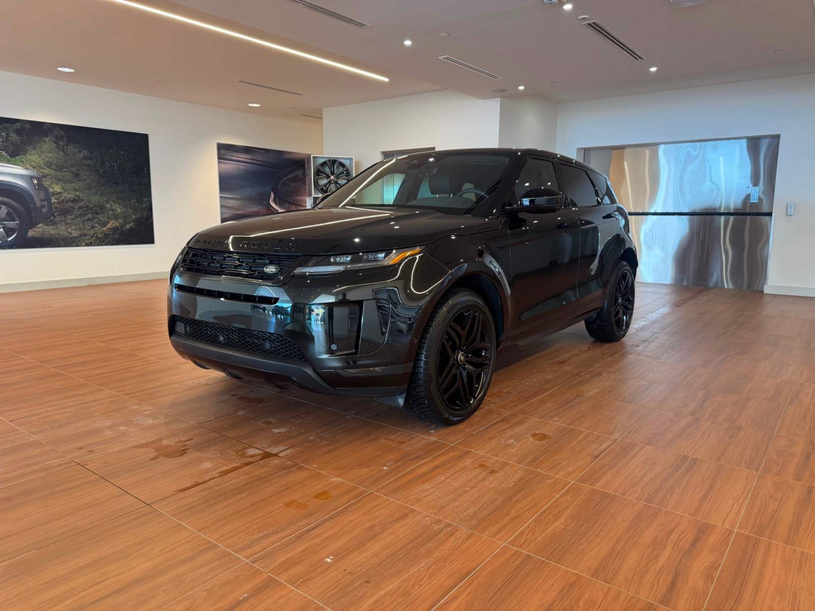 2026 Land Rover Range Rover Evoque S