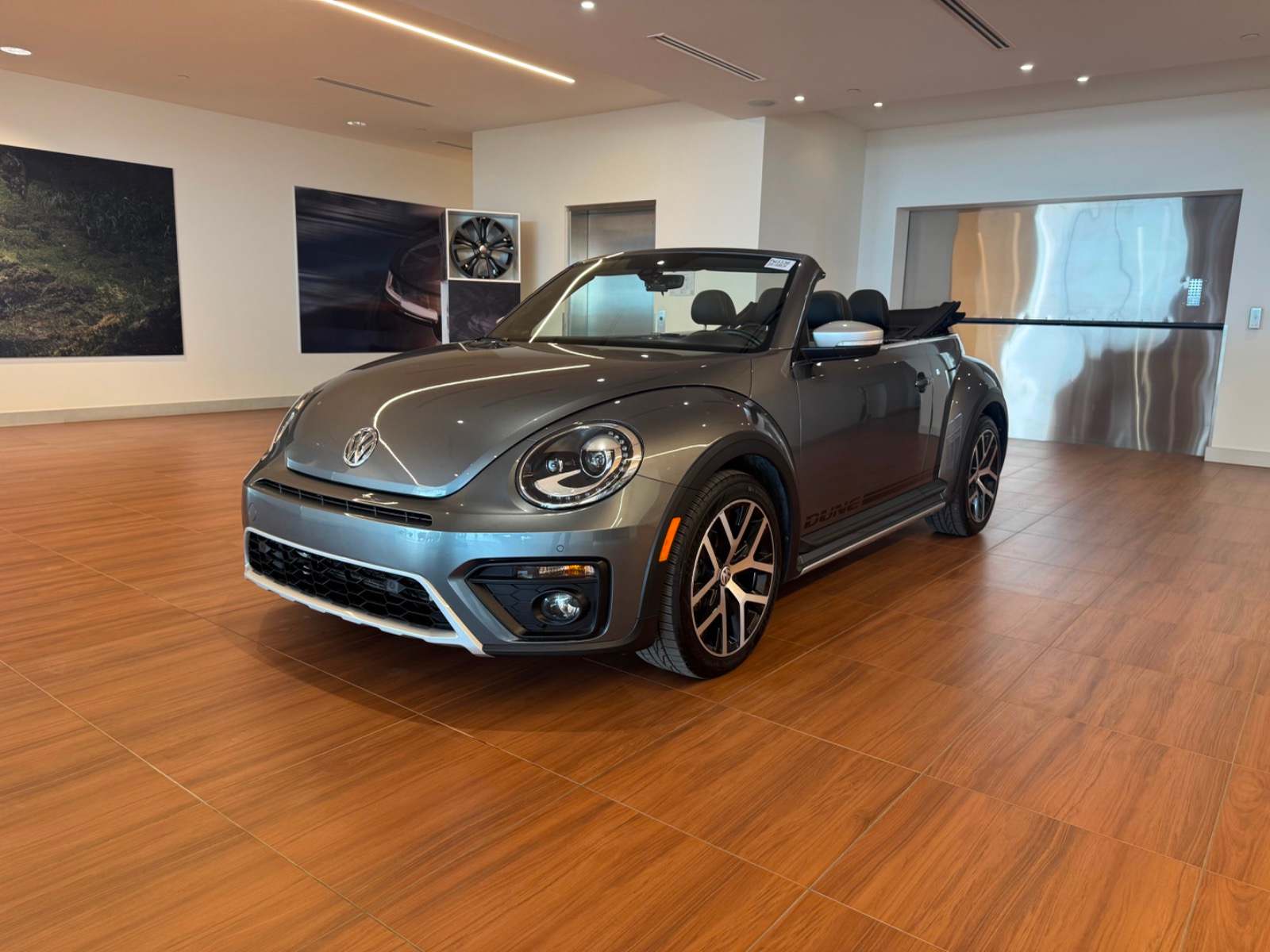 2019 Volkswagen Beetle Convertible Dune