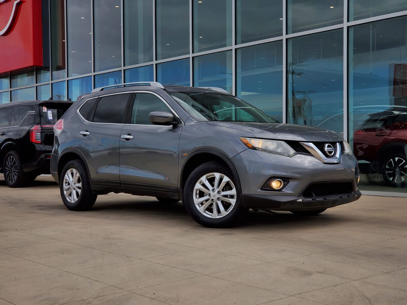 2016 Nissan Rogue SV