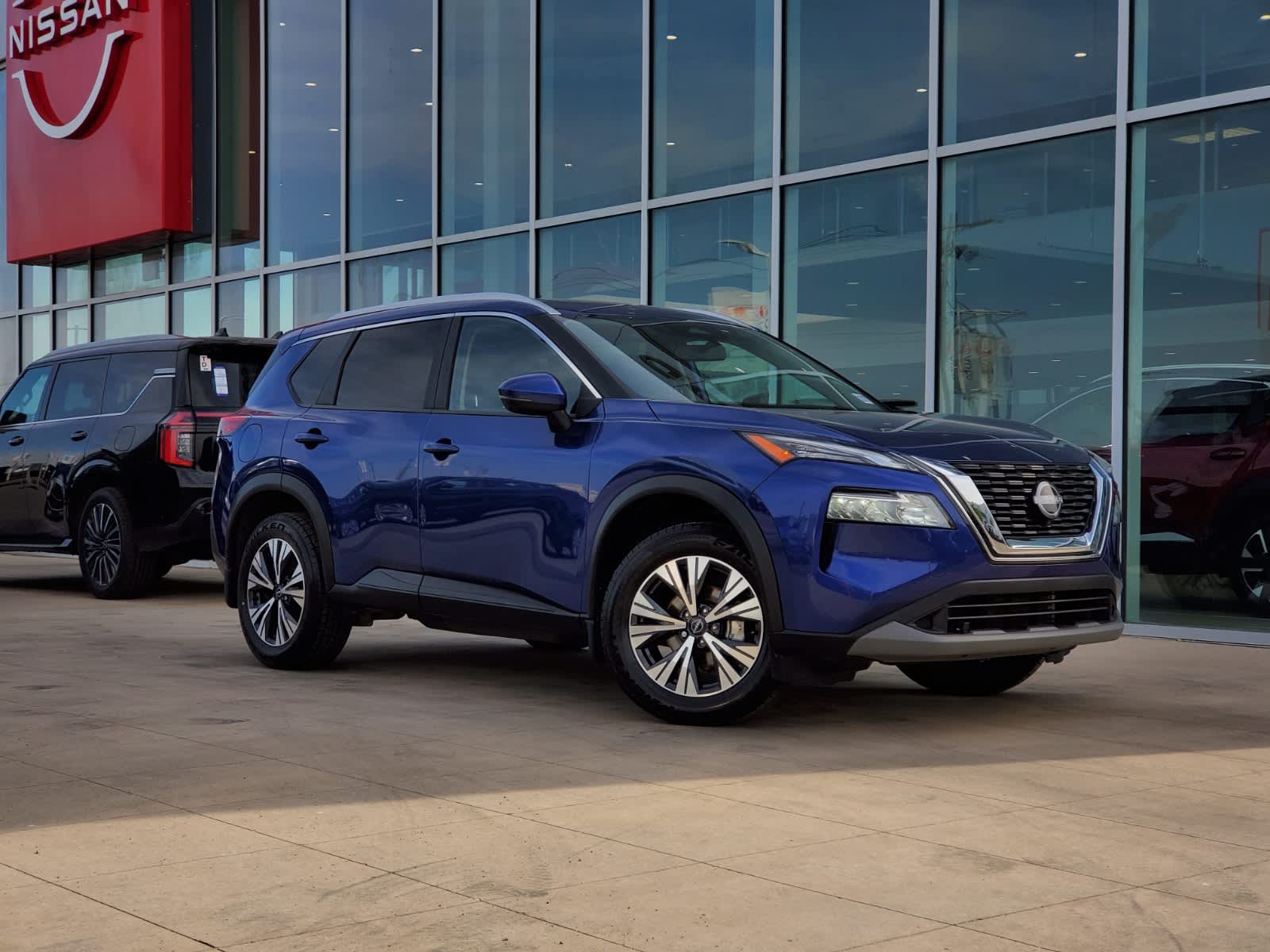 2023 Nissan Rogue SV Moonroof