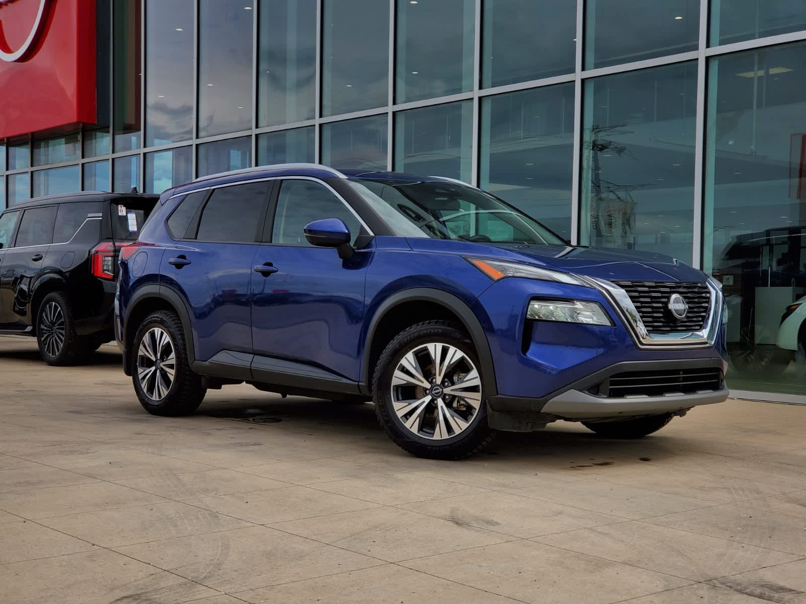 2023 Nissan Rogue SV Moonroof
