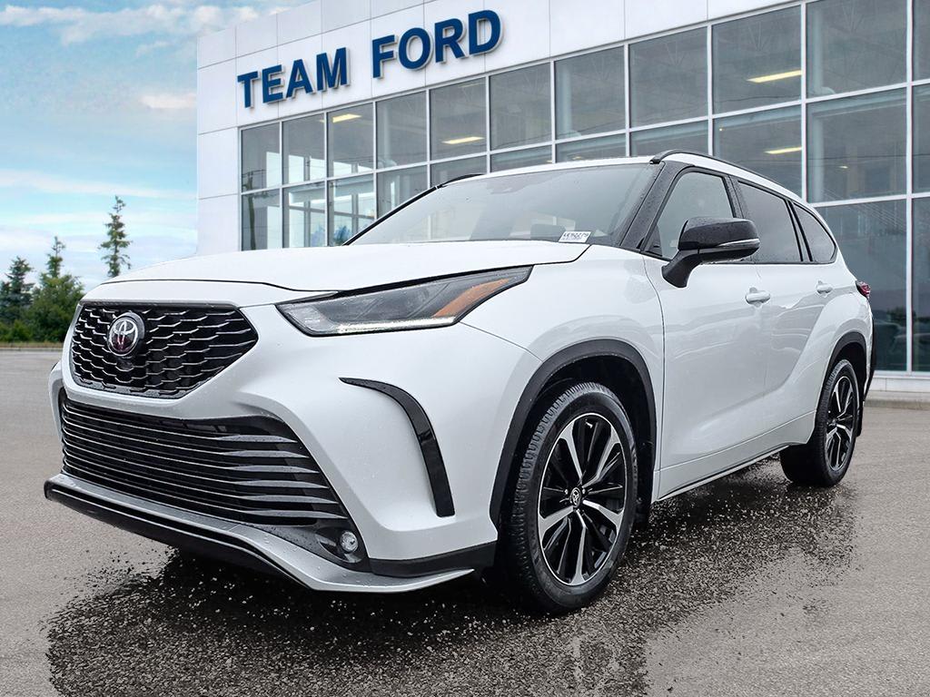 2022 Toyota Highlander XSE