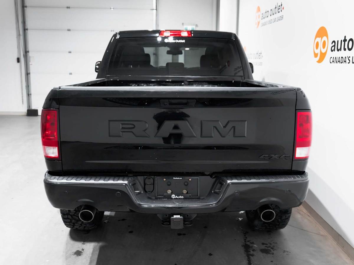 2022 Ram 1500 Classic Express — photo 7